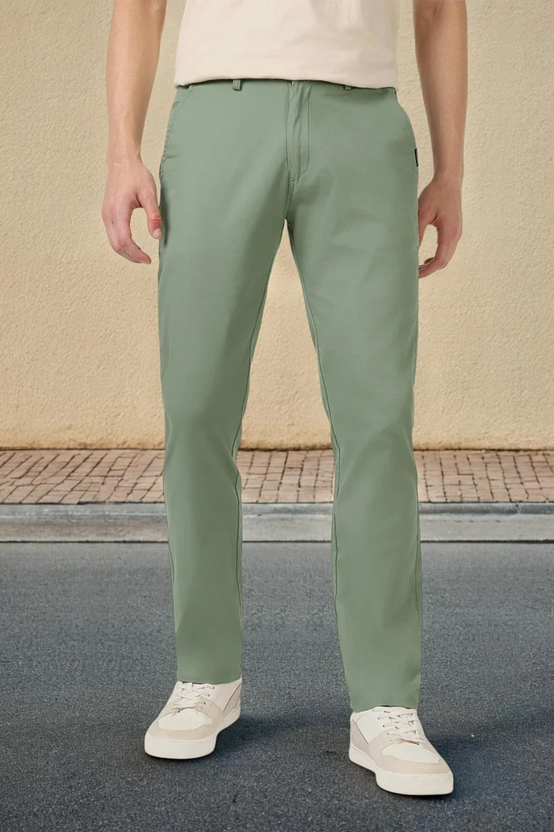 Urbano Fashion Men's Green Cotton Slim Fit Casual Chinos Trousers